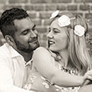 Engagementshooting - schwarz-weiß- ein verliebtes Paar